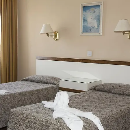 The 3* בּוּגִ'יבָּה