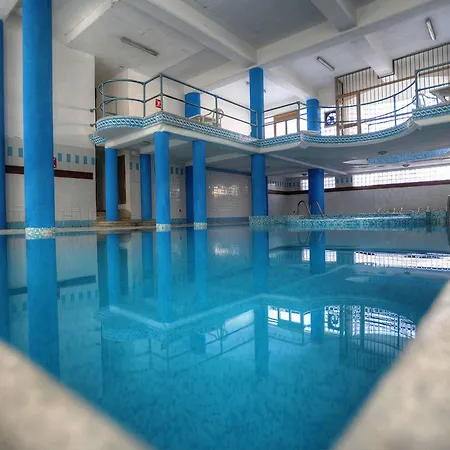 The מלון בּוּגִ'יבָּה